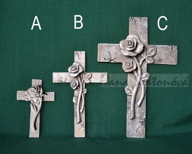 Relierf Kříž s růží - výška 7,3cm, 11cm a 16cm