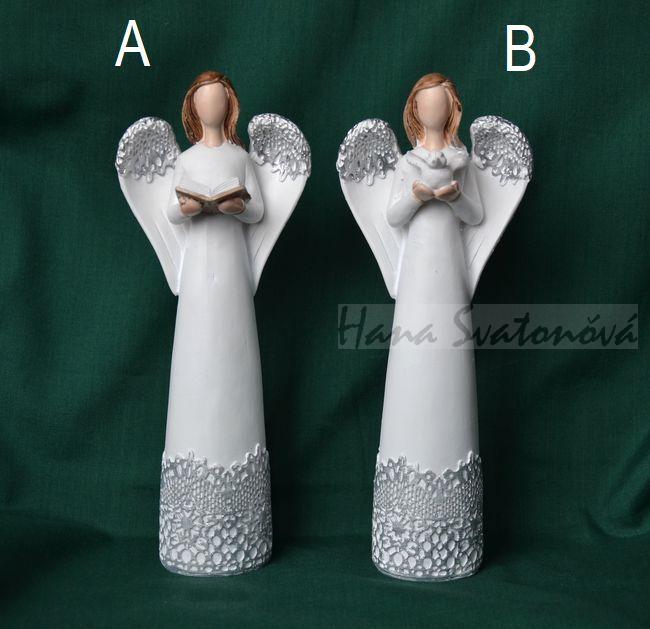 Anděl s krajkou a holubicí - výška 20cm
