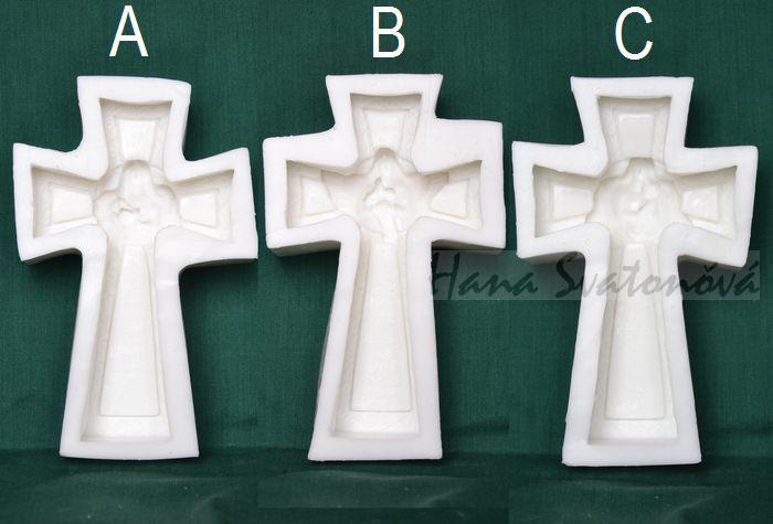 Relief Anděl s křížkem na kříži - vel. 15cm